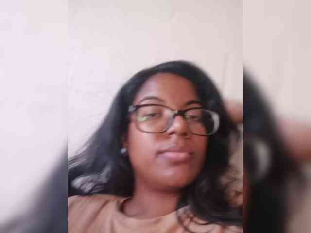 IndianBeaut webcam