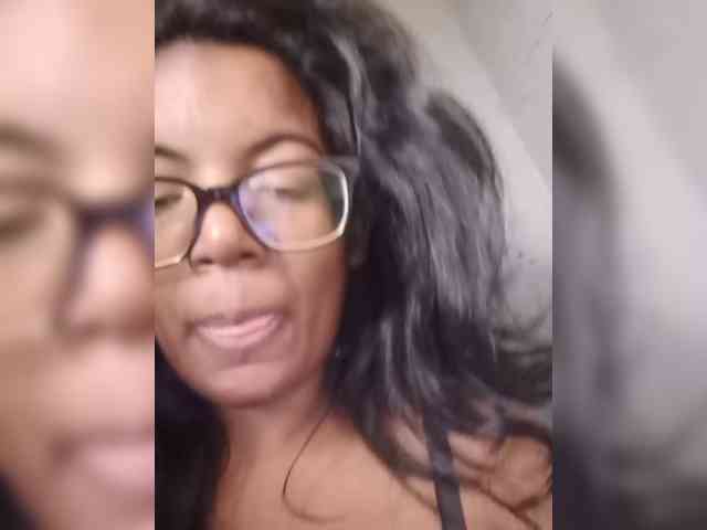 IndianBeaut webcam