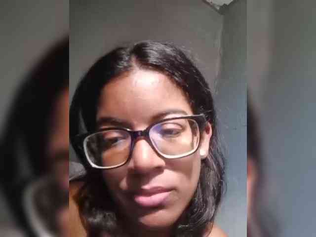 IndianBeaut webcam