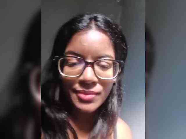 IndianBeaut webcam