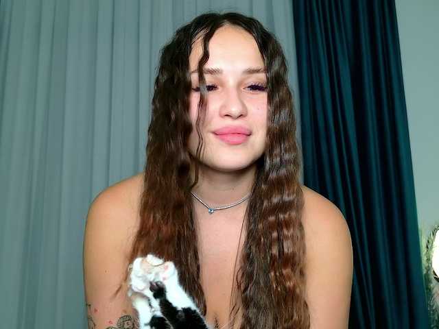  Brenda-M00n chat room