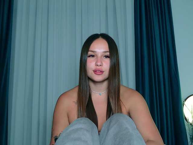  Brenda-M00n chat room