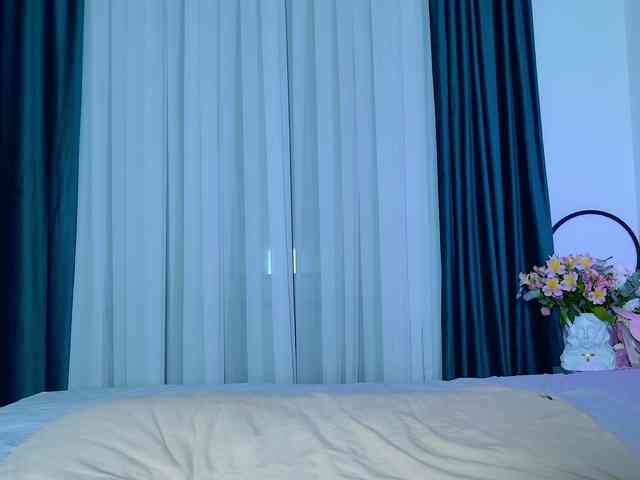 Brenda-M00n webcam