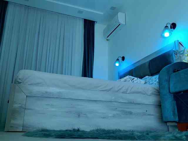 Brenda-M00n Brenda-M00n