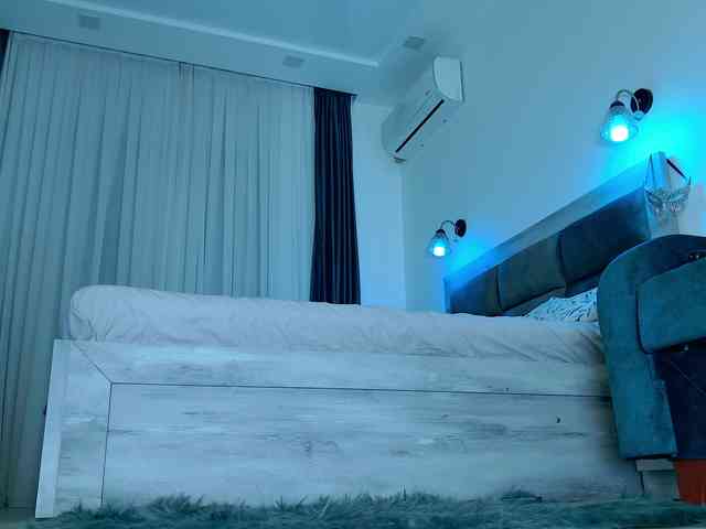 Brenda-M00n Brenda-M00n