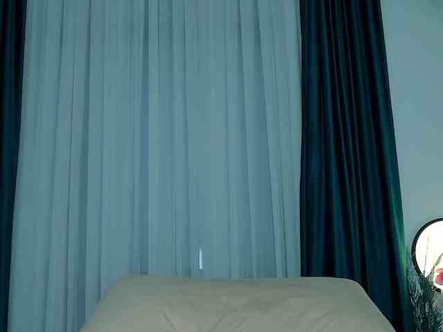 Brenda-M00n webcam
