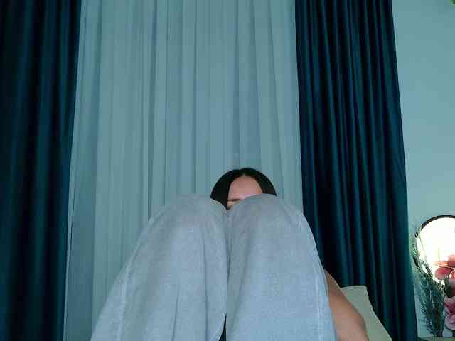 Brenda-M00n webcam