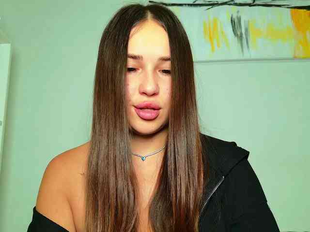 Brenda-M00n webcam