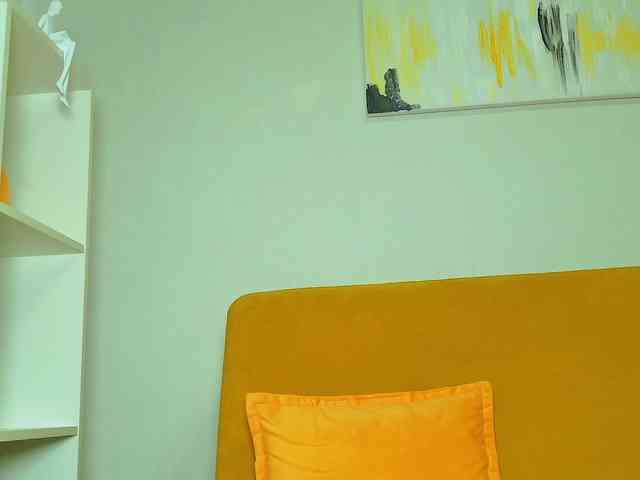 Brenda-M00n webcam