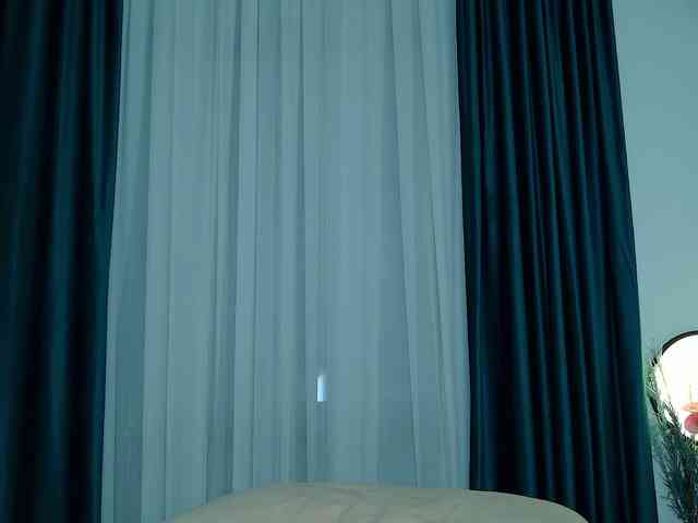 Brenda-M00n webcam
