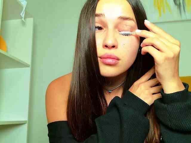 Brenda-M00n webcam