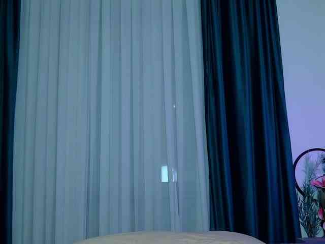 Brenda-M00n webcam