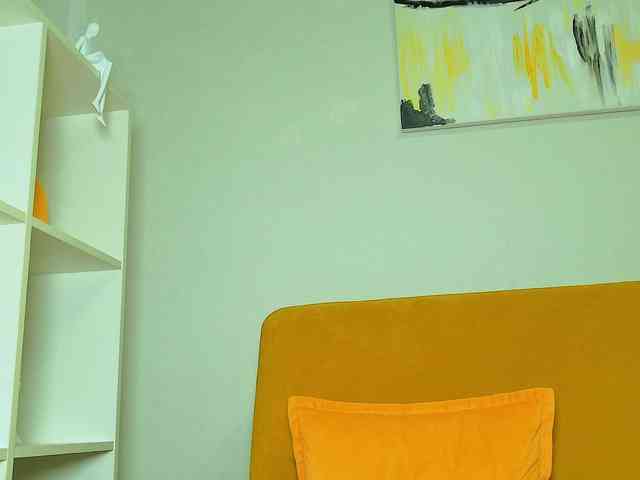 Brenda-M00n webcam