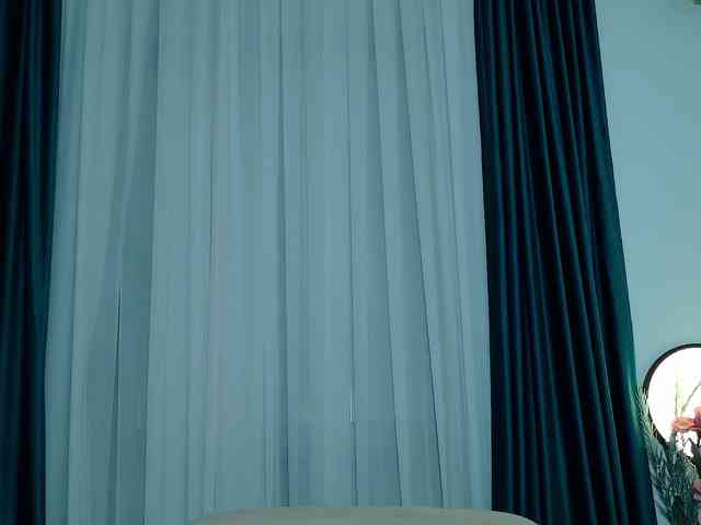 Brenda-M00n webcam