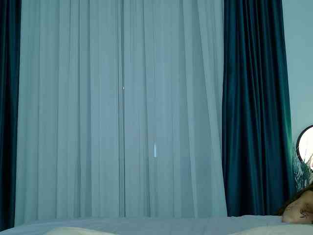 Brenda-M00n webcam