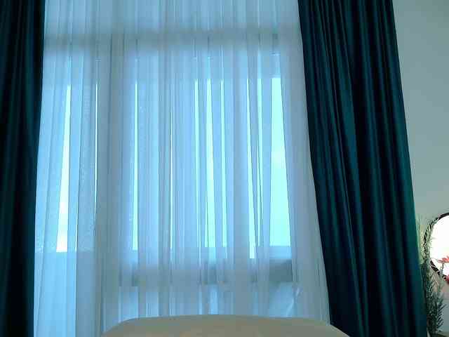 Brenda-M00n webcam