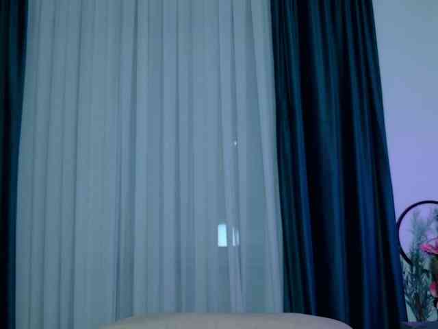 Brenda-M00n webcam