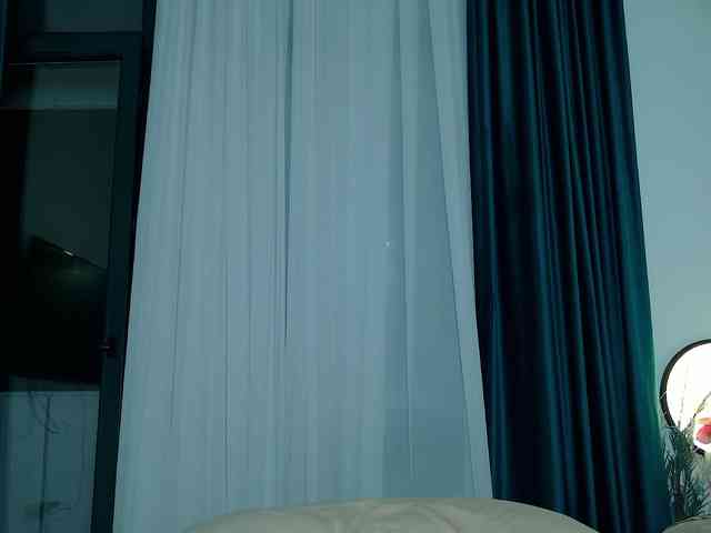 Brenda-M00n webcam