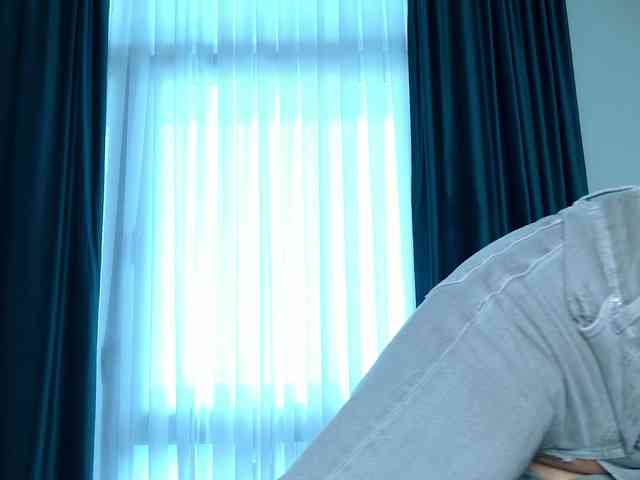 Brenda-M00n webcam