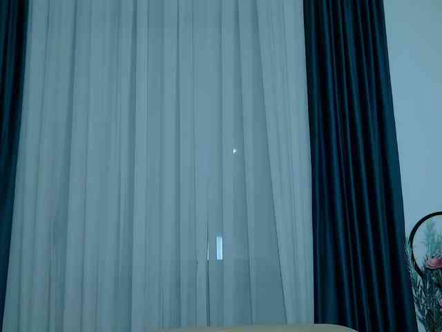 Brenda-M00n webcam