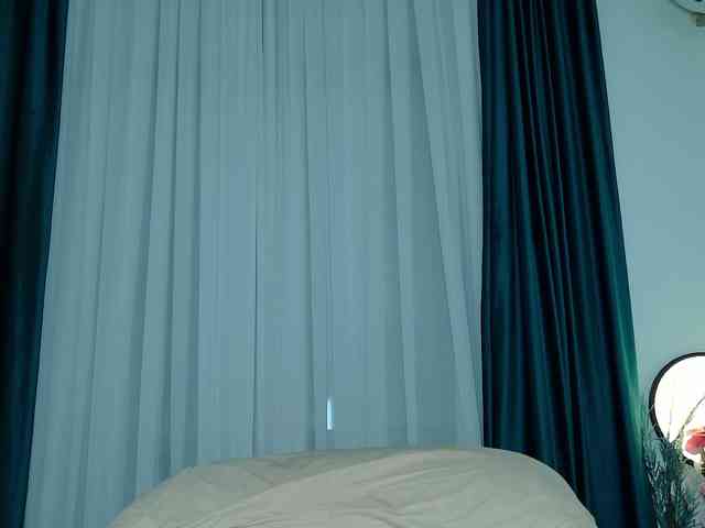 Brenda-M00n webcam