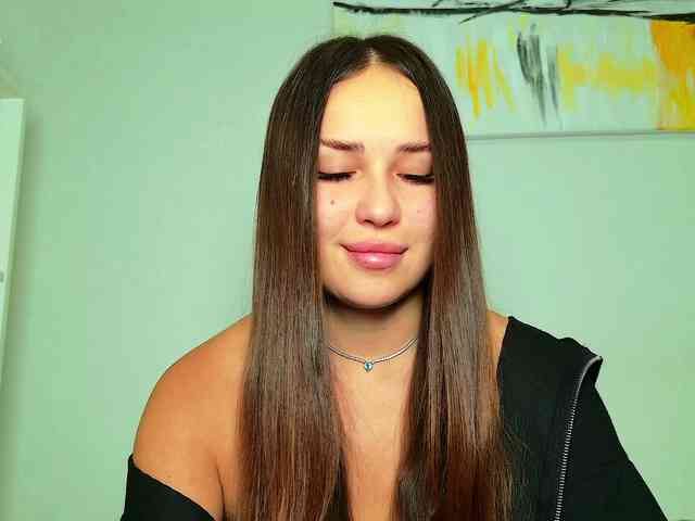 Brenda-M00n webcam