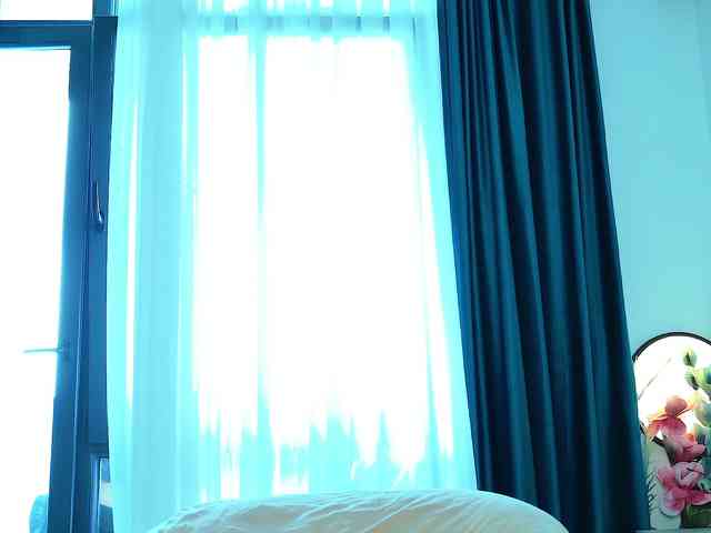 live chat online Brenda-M00n