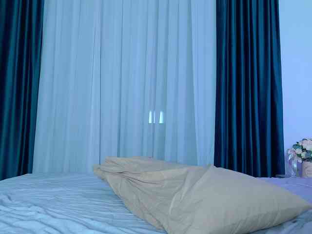 Brenda-M00n webcam