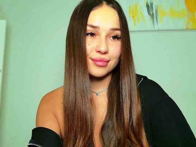 Brenda-M00n webcam