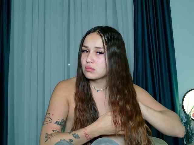 Brenda-M00n Live Webcam on BongaCams