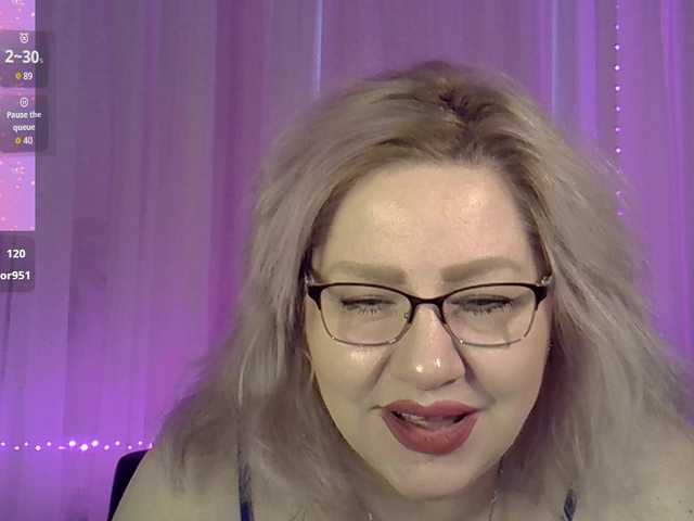 AngelinaGlam's BongaCams show and profile