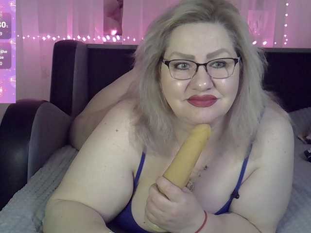 AngelinaGlam's BongaCams show and profile