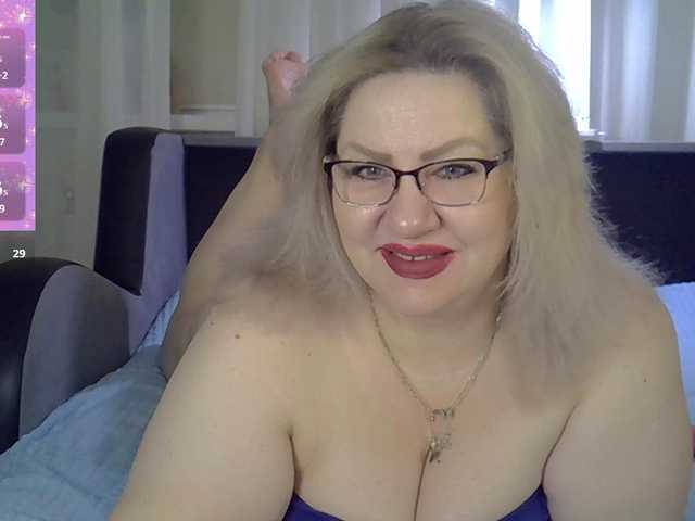 AngelinaGlam's BongaCams show and profile