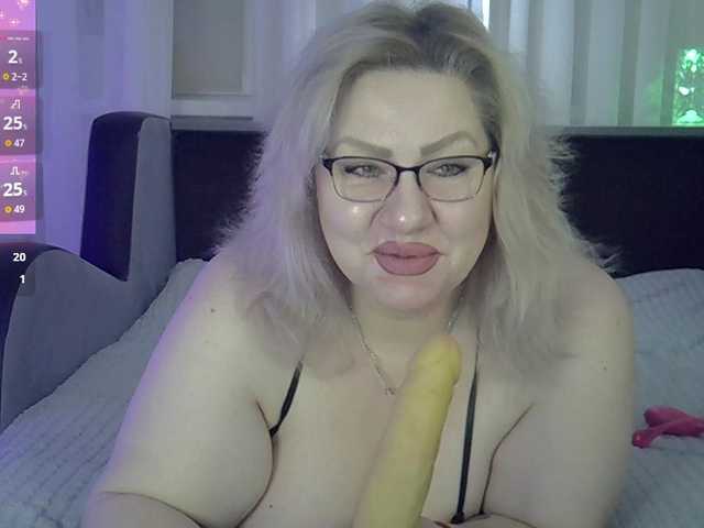 AngelinaGlam's BongaCams show and profile