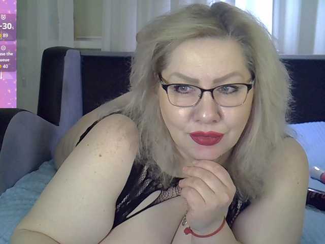 AngelinaGlam's BongaCams show and profile