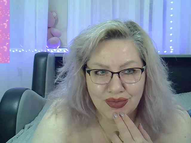AngelinaGlam webcam