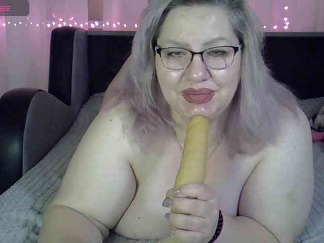 AngelinaGlam webcam