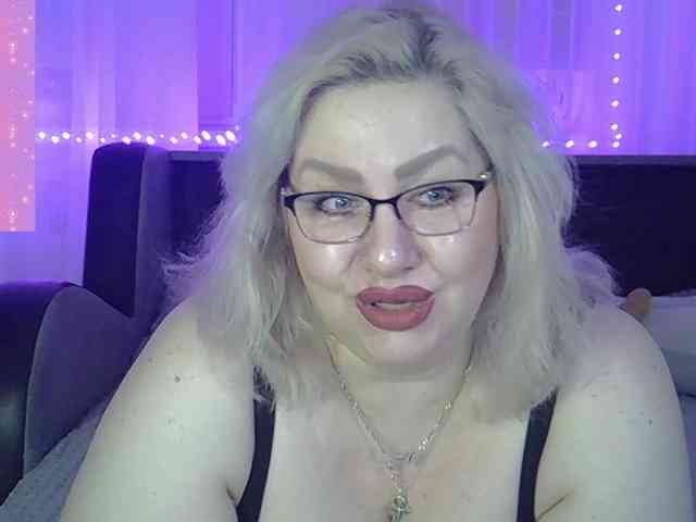 AngelinaGlam AngelinaGlam