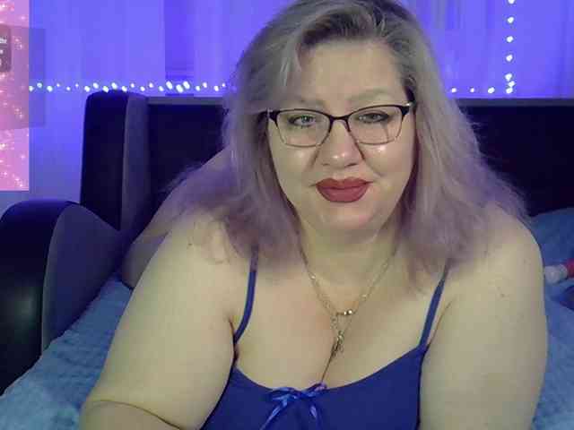 AngelinaGlam webcam