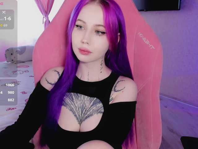 luvsoak's BongaCams show and profile