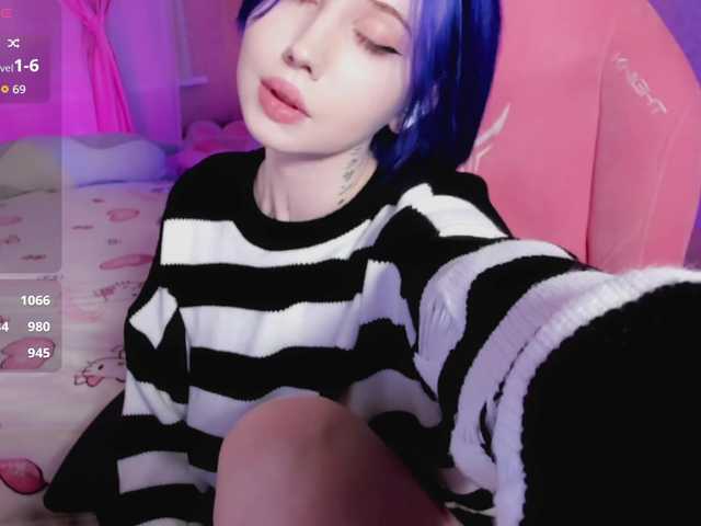 luvsoak's BongaCams show and profile
