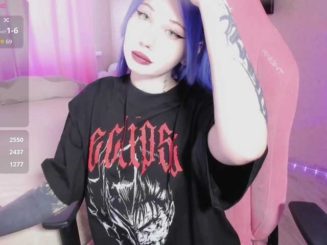 luvsoak's BongaCams show and profile