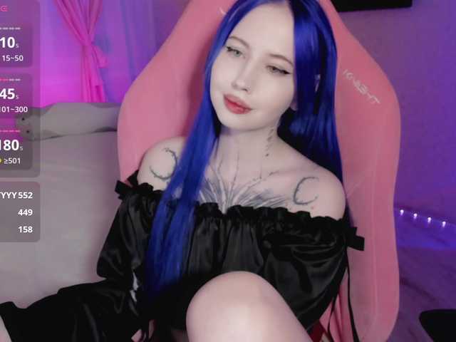 luvsoak's BongaCams show and profile