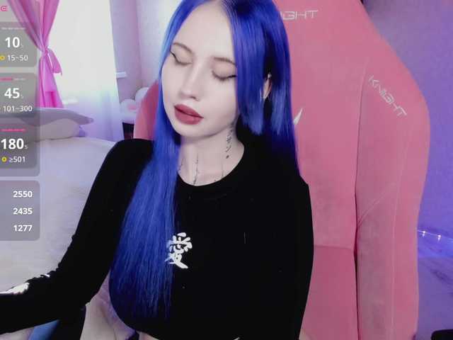 luvsoak's BongaCams show and profile