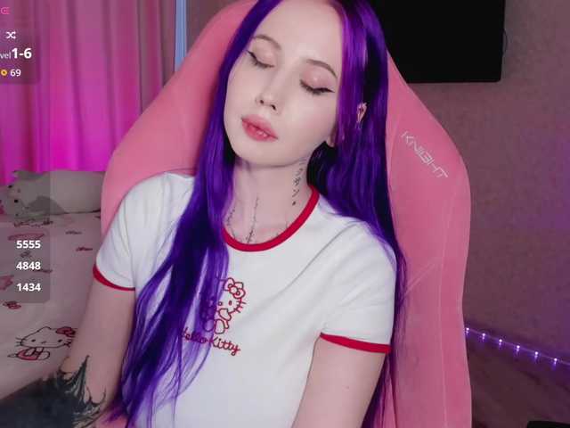 luvsoak's BongaCams show and profile