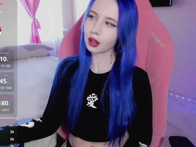 luvsoak's BongaCams show and profile