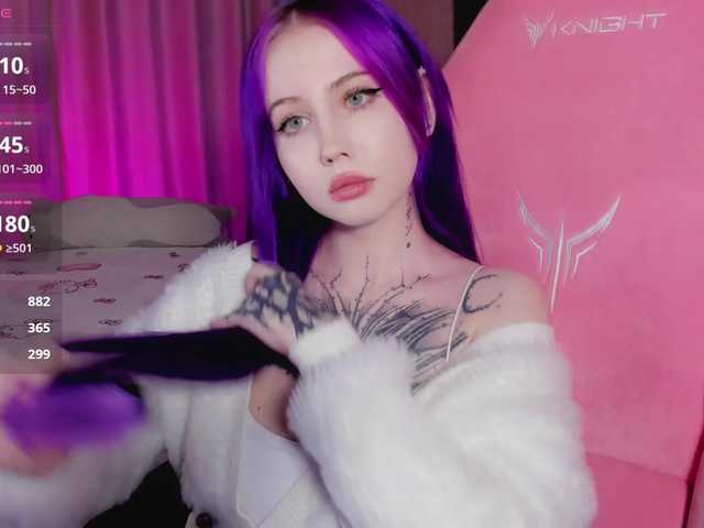 luvsoak's BongaCams show and profile