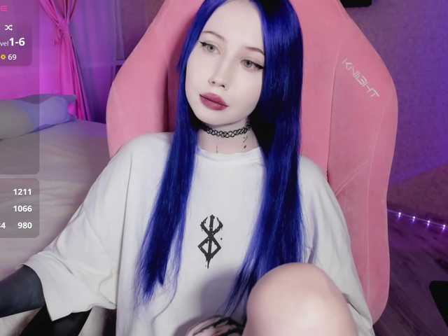 luvsoak's BongaCams show and profile