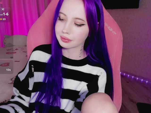 luvsoak's BongaCams show and profile