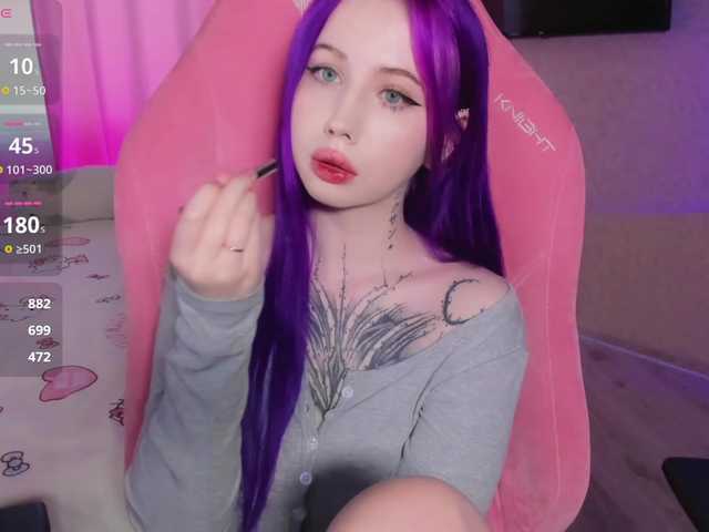 luvsoak's BongaCams show and profile